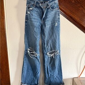 American Eagle Outfitters Distressed baggy wide leg Jeans - Light Blue